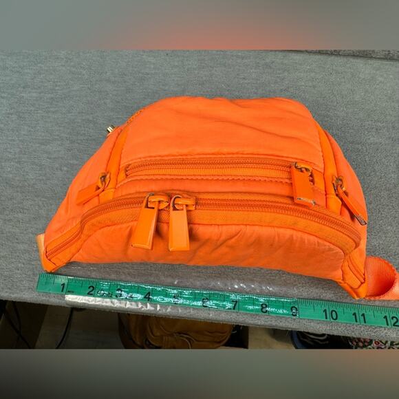 Caraa Bag Sport Neon Sling BeltBag Coral Orange - Picture 6 of 9